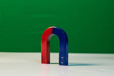 Магнит U-образный лабораторный